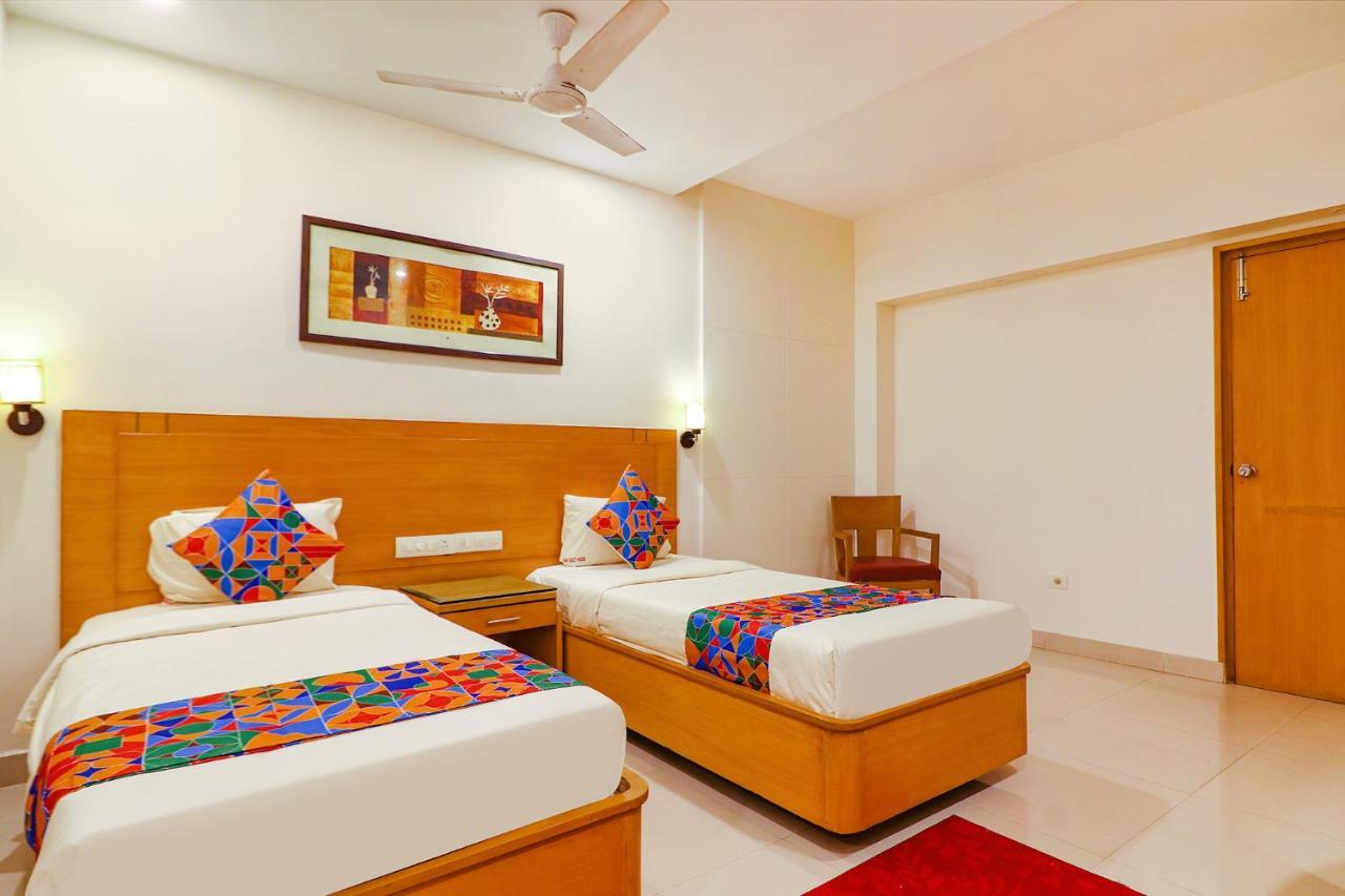 Fabhotel A&M - Nr Lv Prasad Institute, Banjara Hills Хайдарабад Экстерьер фото