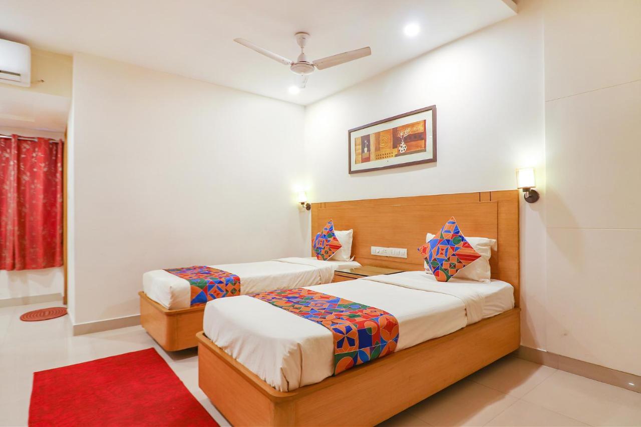 Fabhotel A&M - Nr Lv Prasad Institute, Banjara Hills Хайдарабад Экстерьер фото